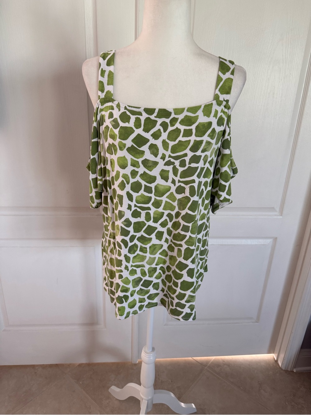 JM Collection Green Giraffe-Print Cold-Shoulder Camisole